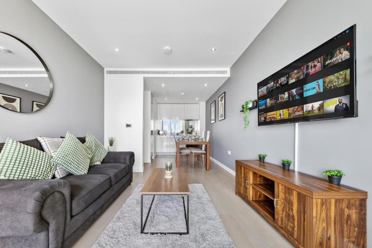 Sky Scraper Luxury 1br Roof Terrace And Gym