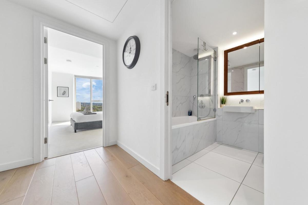 Sky Scraper Luxury 1br Roof Terrace And Gym *