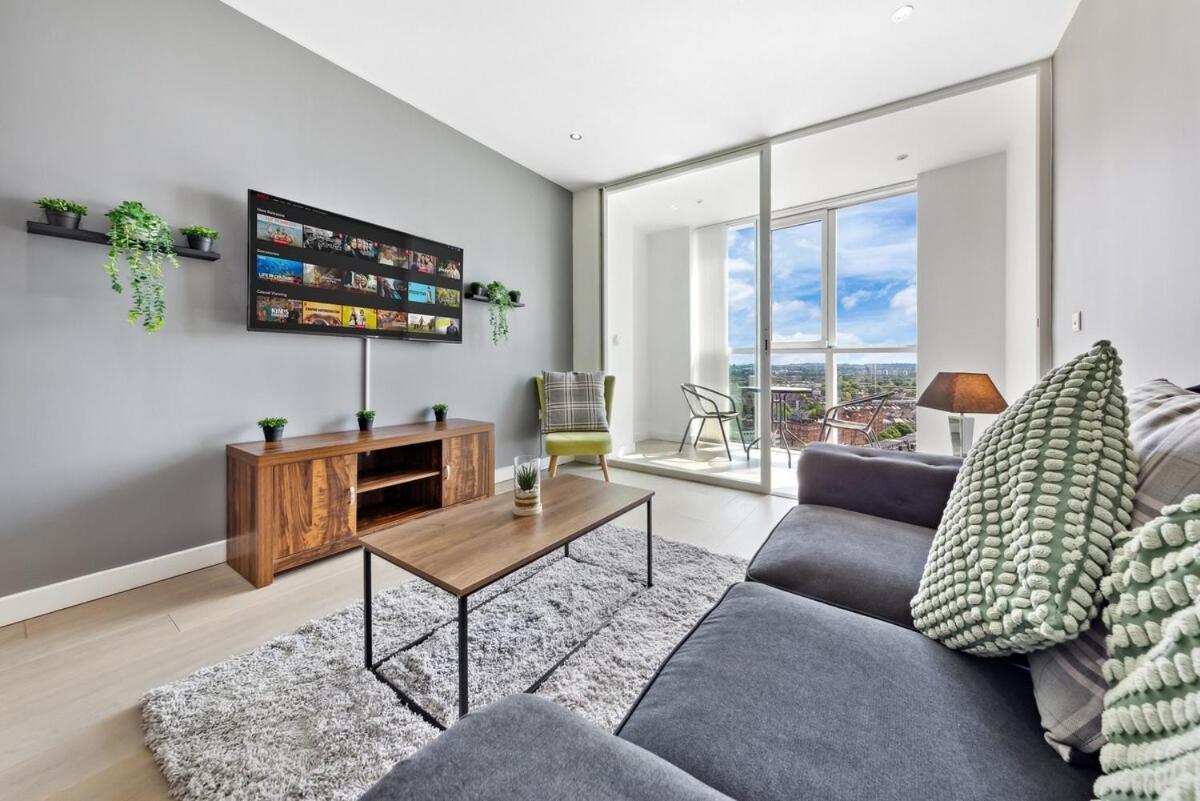 Sky Scraper Luxury 1br Roof Terrace And Gym