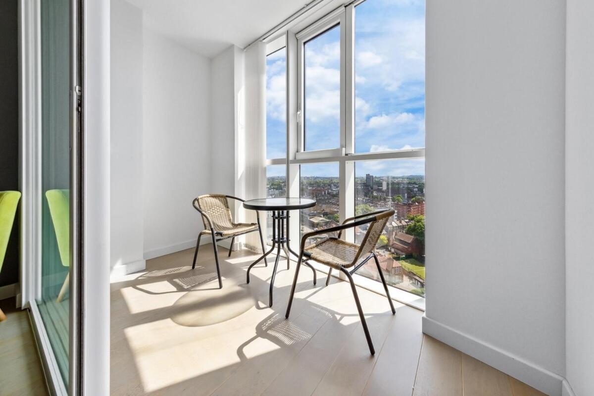 Sky Scraper Luxury 1br Roof Terrace And Gym *